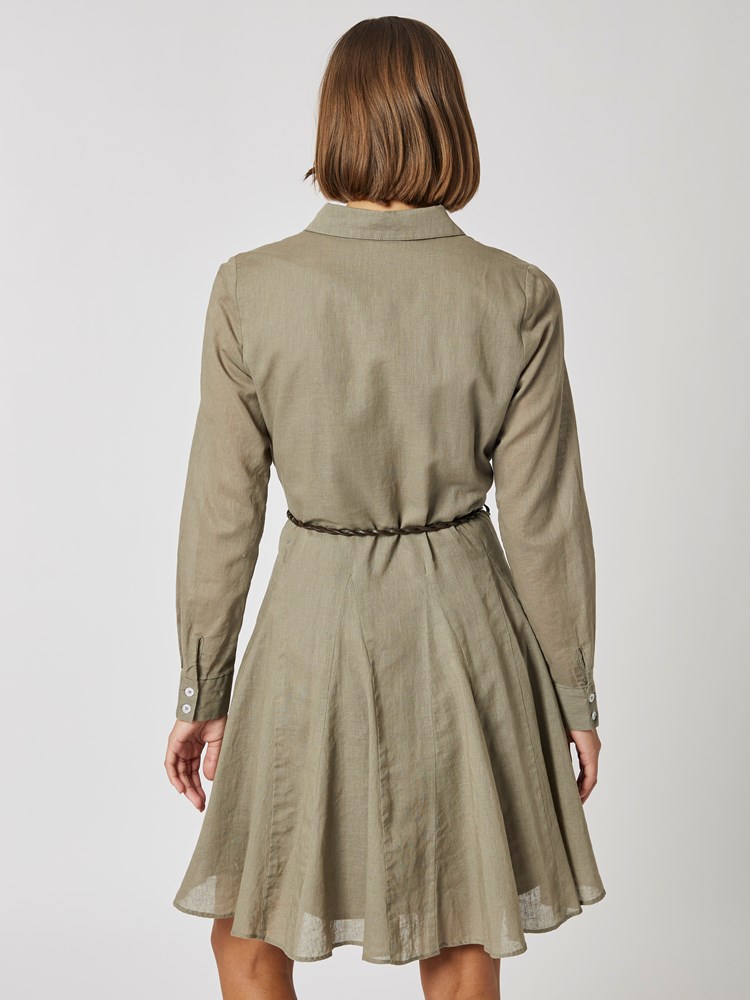 Suki kjole 7503561_I5Z-BLU-H23-Modell-Back_chn=vic_2843_Suki kjole I5Z_Suki kjole I5Z 7503561.jpg_Back||Back