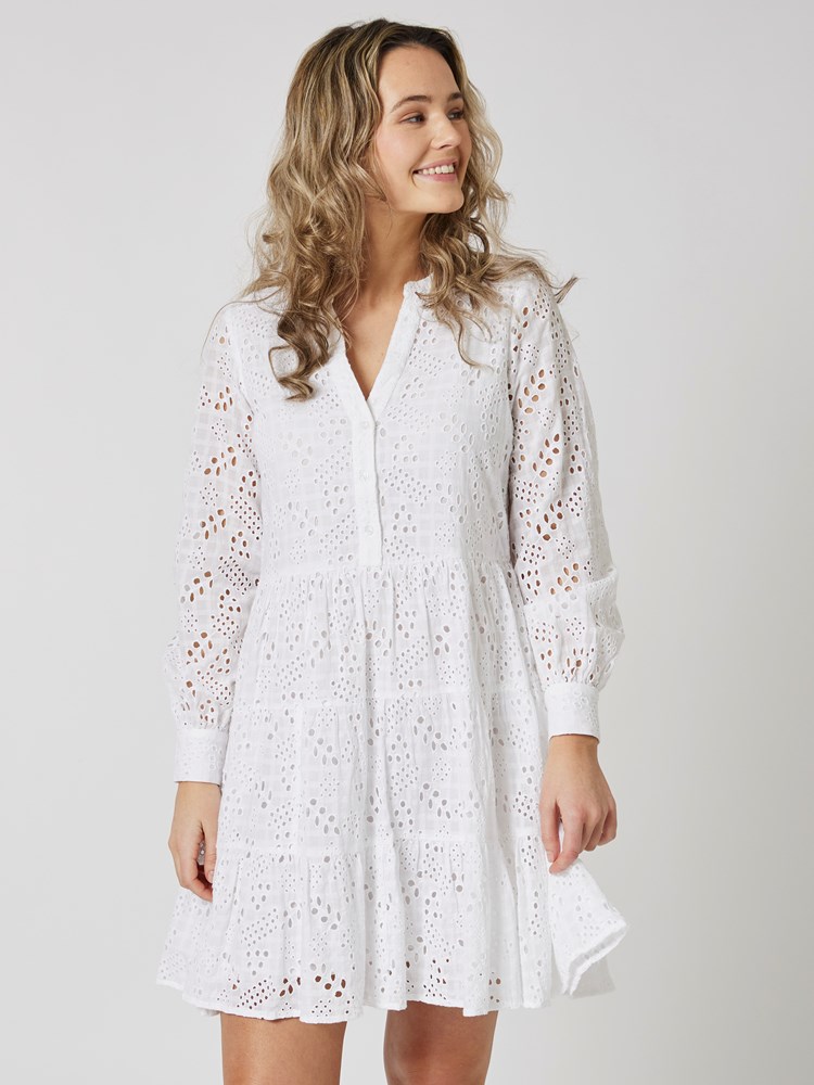 Ezra kjole 7503771_O68-MELL-H23-Modell-Front_chn=vic_2355_Ezra kjole O68 7503771.jpg_Front||Front