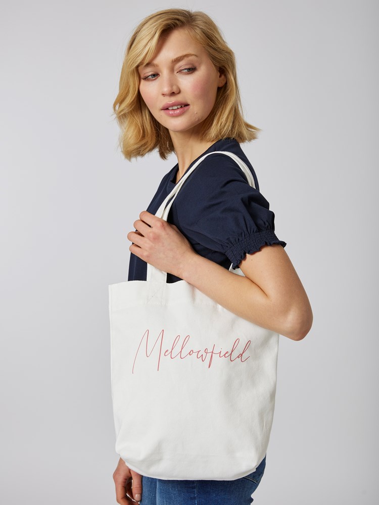 Logo handlenett 7503776_O79-MELL-S23-Modell-Front_chn=vic_4005_Logo handlenett O79_Logo handlenett O79 7503776.jpg_Front||Front