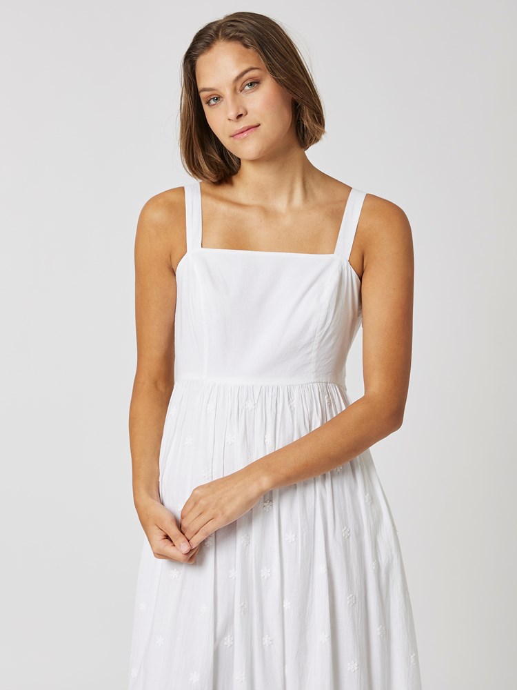 Buttercup kjole 7503869_O68-MELL-H23-Modell-Front_chn=vic_8815_Buttercup kjole O68 7503869.jpg_Front||Front