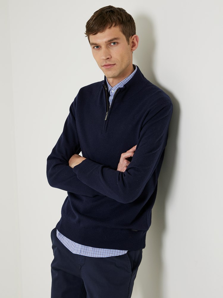 Ethan merino zipneck 7503975_EM6-JEANPAUL-A23-Modell-Front_4907_Ethan merino zipneck EM6.jpg_Front||Front