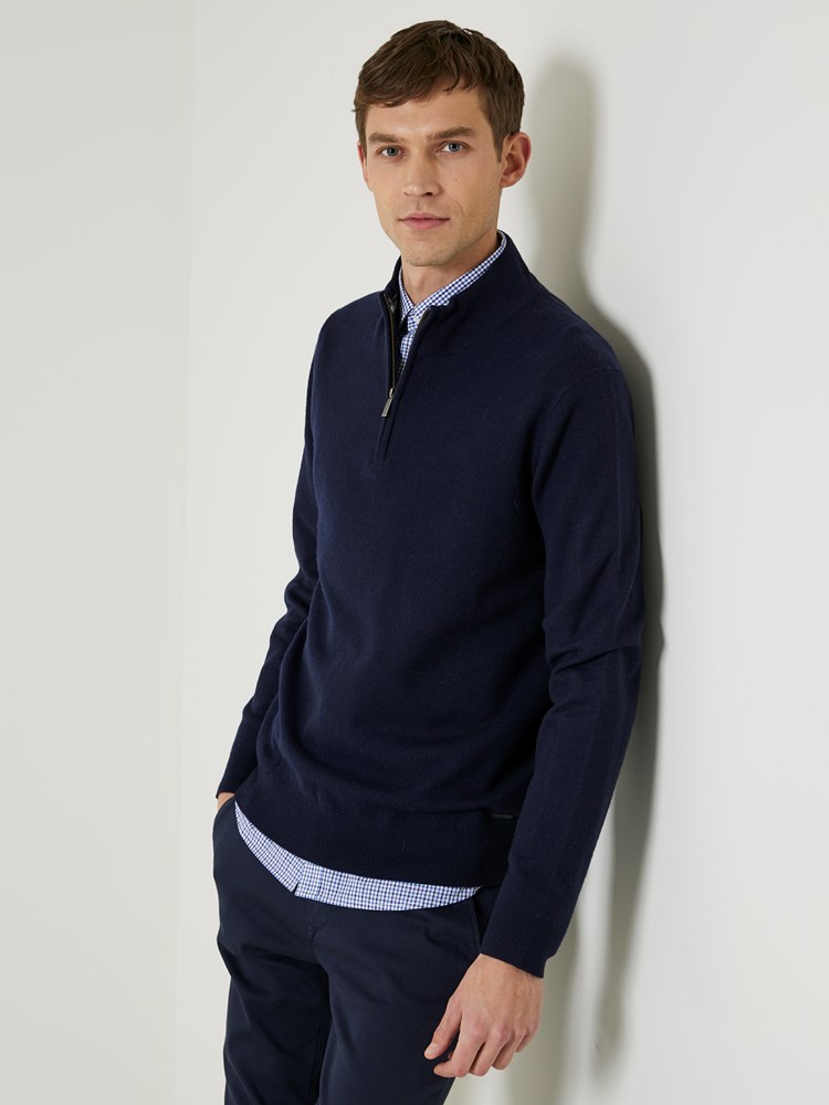 Ethan merino zipneck 7503975_EM6-JEANPAUL-A23-Modell-Front_7539_Ethan merino zipneck EM6.jpg_Front||Front