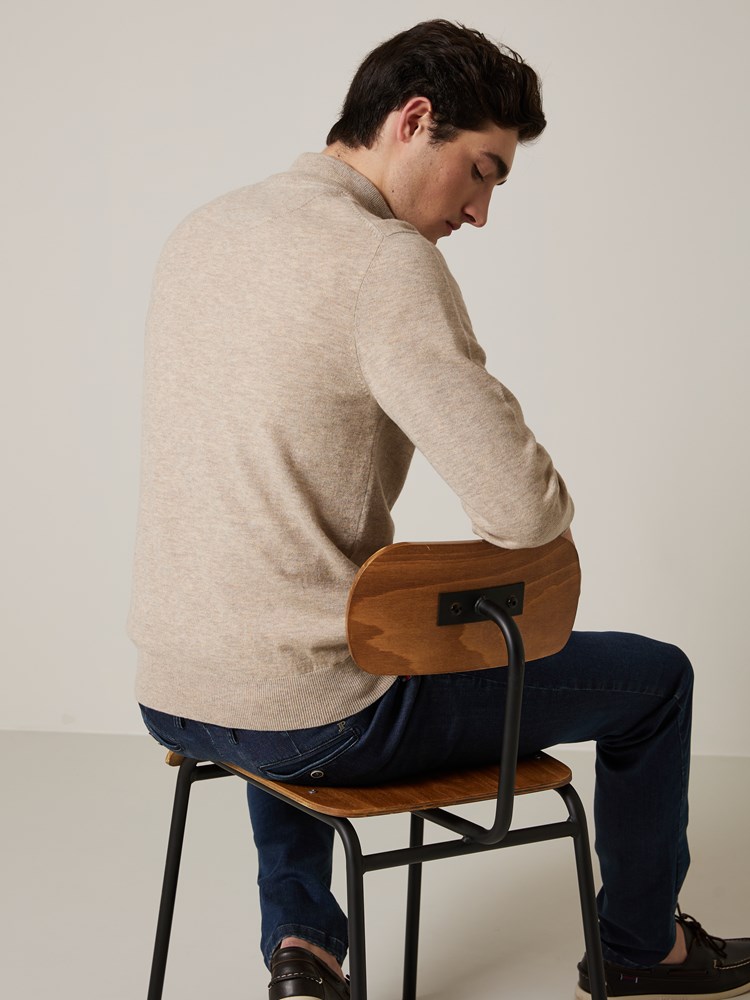 Ethan merino zipneck 7503975_I4C-JEANPAUL-A23-Modell-Front_4294_Ethan merino zipneck I4C.jpg_Front||Front