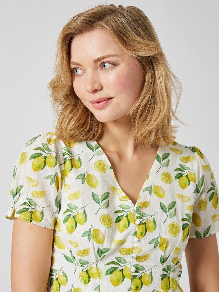 Bonnie printet bluse 7504152_Q96-MELL-H23-details_chn=vic_1800_Bonnie printet bluse Q96 7504152.jpg_