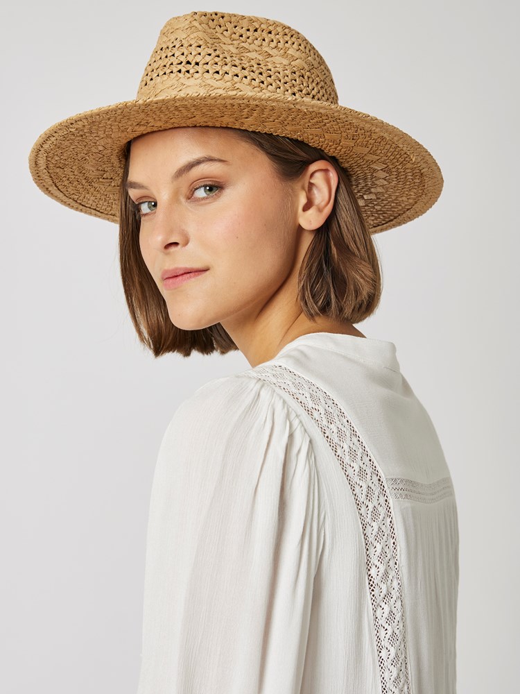 Dakota hatt 7504166_A8Q-BLU-H23-Modell-Front_chn=vic_5996_Dakota hatt A8Q 7504166.jpg_Front||Front