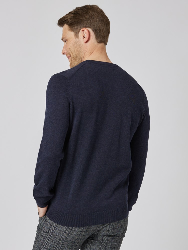 Dammers genser 7504260_R15-MRCAPUCHIN-A23-Modell-Back_chn=vic_3975_Dammers genser R15.jpg_Back||Back