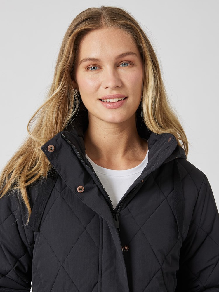 Christin jakke 7504412_CAB-MELL-A23-details_chn=vic_4225_Christin jakke CAB_Christin jakke CAB 7504412.jpg_