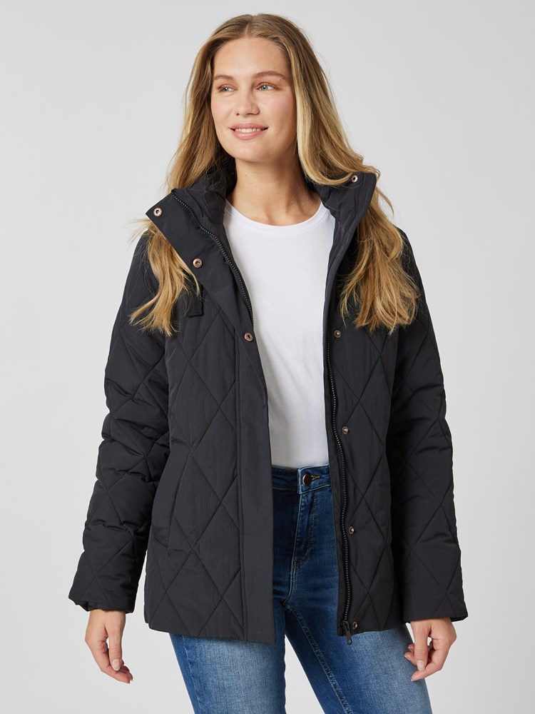 Christin jakke 7504412_CAB-MELL-A23-details_chn=vic_8775_Christin jakke CAB_Christin jakke CAB 7504412.jpg_