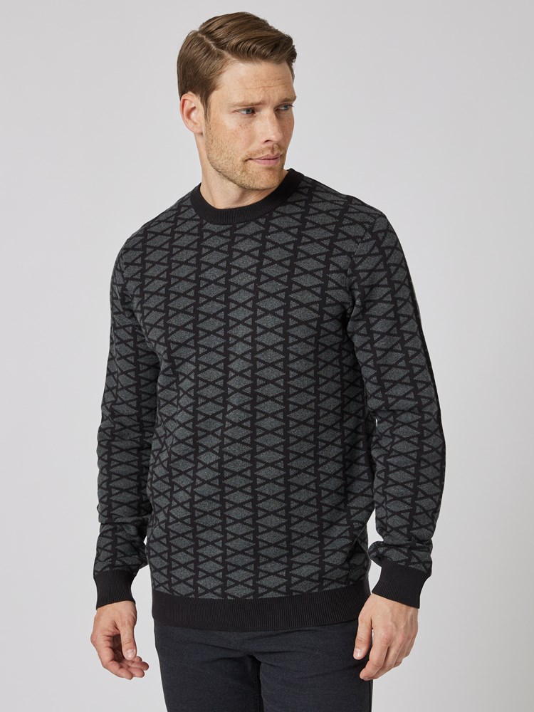 Hilmar strikkegenser 7504428_IFS-MRCAPUCHIN-A23-Modell-Front_chn=vic_4619_Hilmar strikkegenser IFS.jpg_Front||Front
