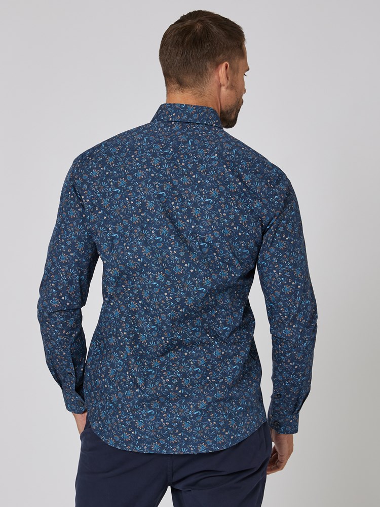 Falton skjorte 7504521_EM6-VESB-A23-Modell-Back_chn=vic_8414.jpg_Back||Back