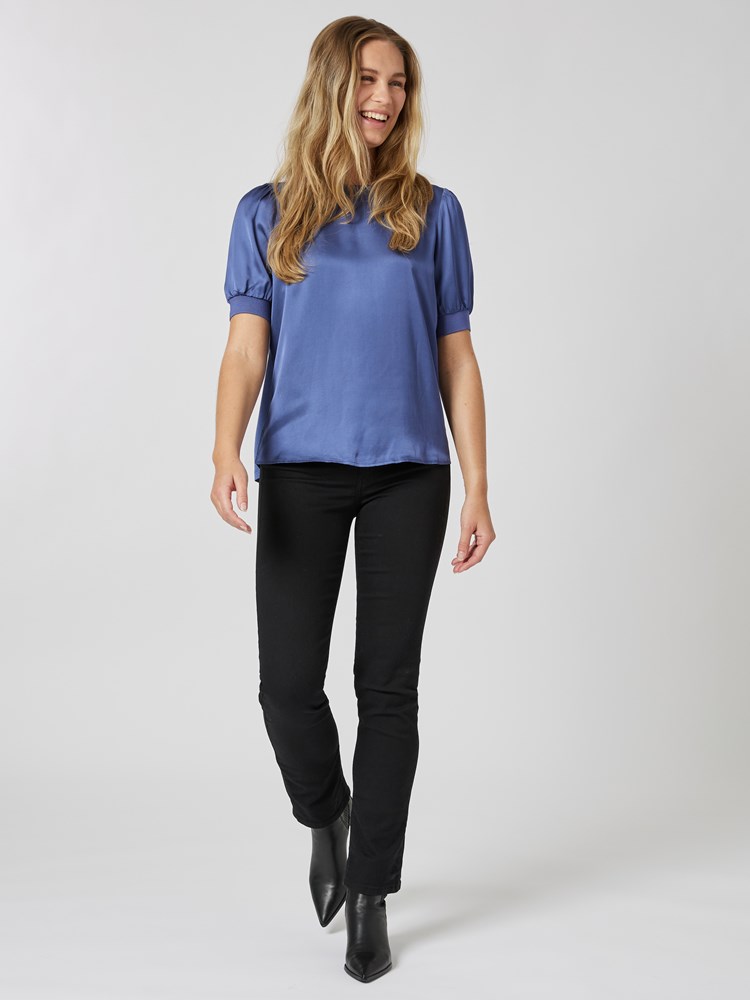Kimmy topp 7504583_EM4-MELL-A23-details_chn=vic_4703_Kimmy topp EM4_Kimmy topp EM4 7504583.jpg_