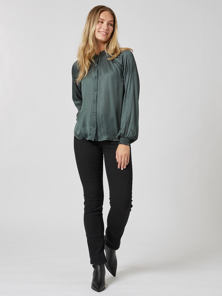Eline bluse 7504645_GNS-MELL-A23-details_chn=vic_9853_Eline bluse GNS_Eline bluse GNS 7504645.jpg_