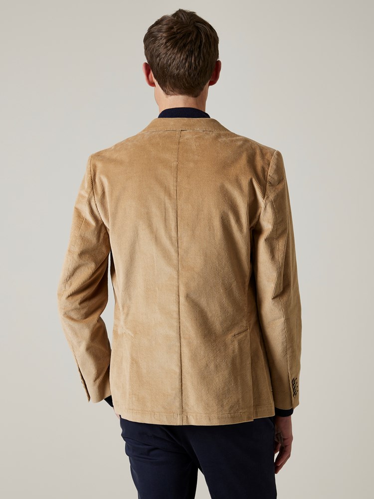 Lausanne cord blazer 7504711_EM6-JEANPAUL-Lausanne Blazer-A23-Modell (1)_AEI_Lausanne cord blazer AEI_Lausanne cord blazer AEI 7504711.jpg_