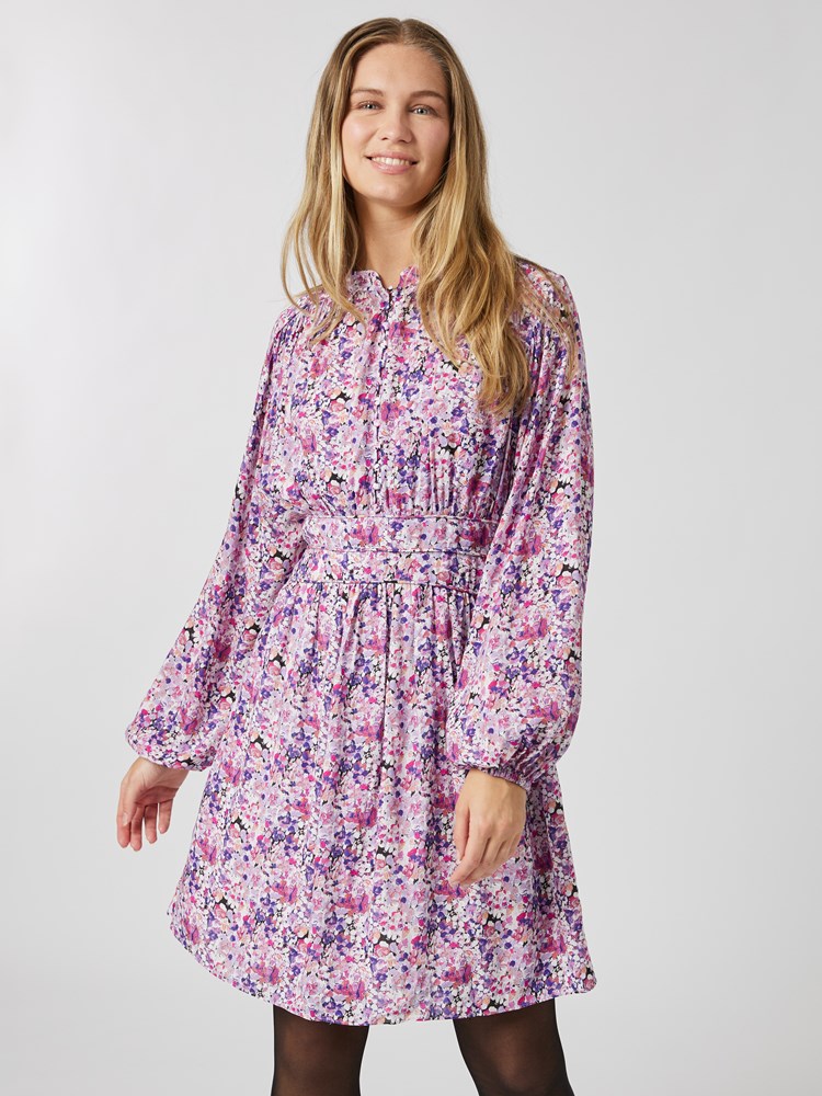 Arisa kjole 7504748_MUQ-DONNA-A23-details_chn=vic_5363_Arisa kjole MUQ_Arisa kjole MUQ 7504748.jpg_