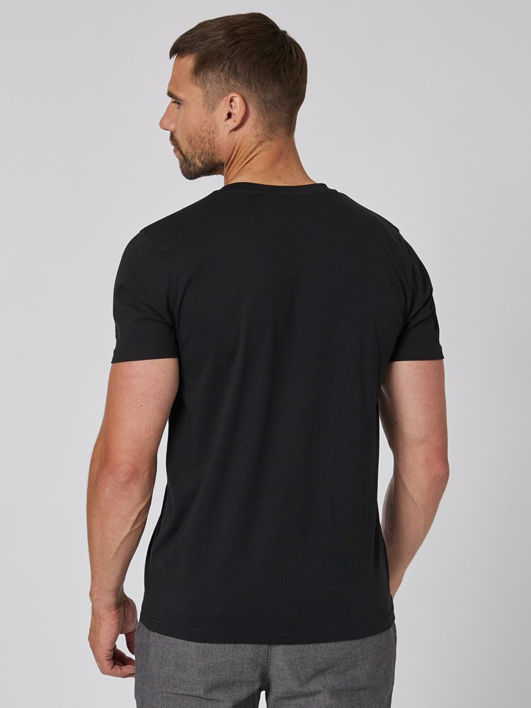Ryan t-skjorte 7504874_CAB-VESB-A23-Modell-Back_chn=vic_8019.jpg_Back||Back