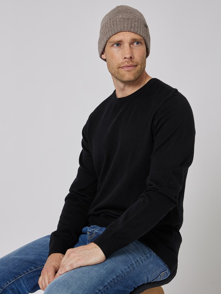 Ves lue 7505213_I5B-VESB-A23-Modell-Front_chn=vic_5774.jpg_Front||Front