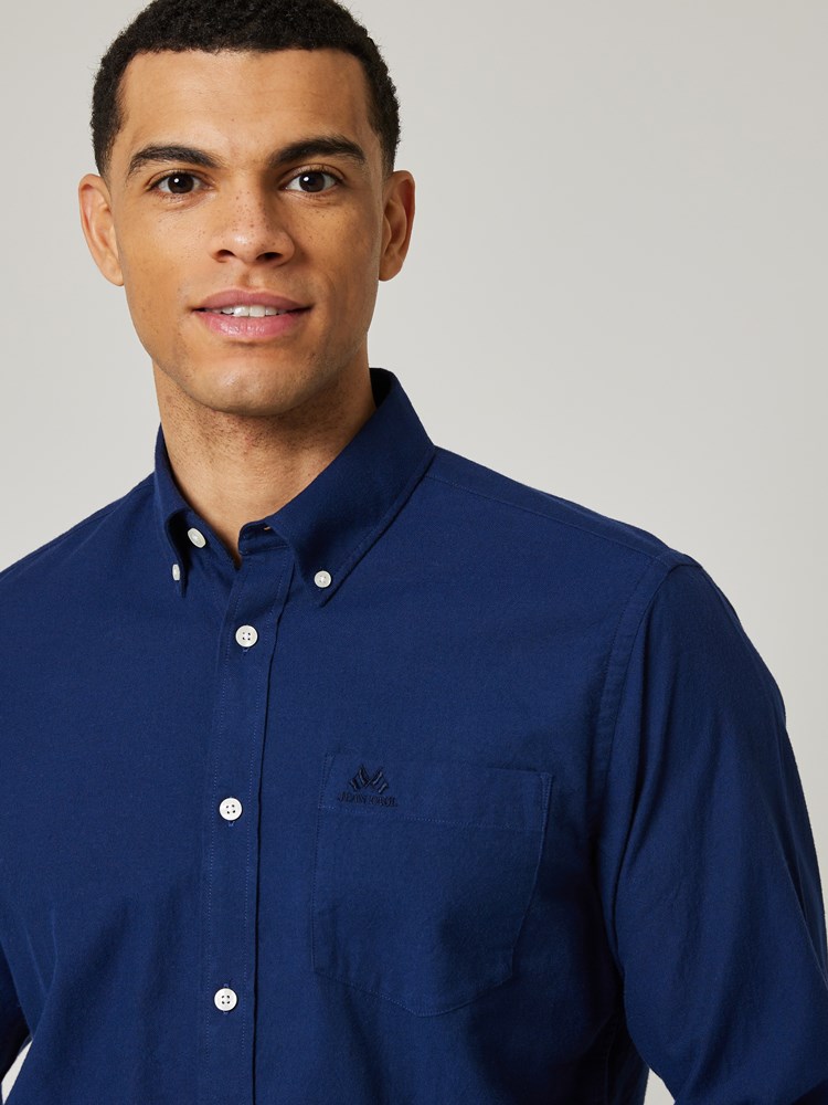 Keith skjorte - Classic fit 7505251_EGG-JEANPAUL-W23-Modell-Front_1547_Keith skjorte - Classic fit EGG.jpg_Front||Front