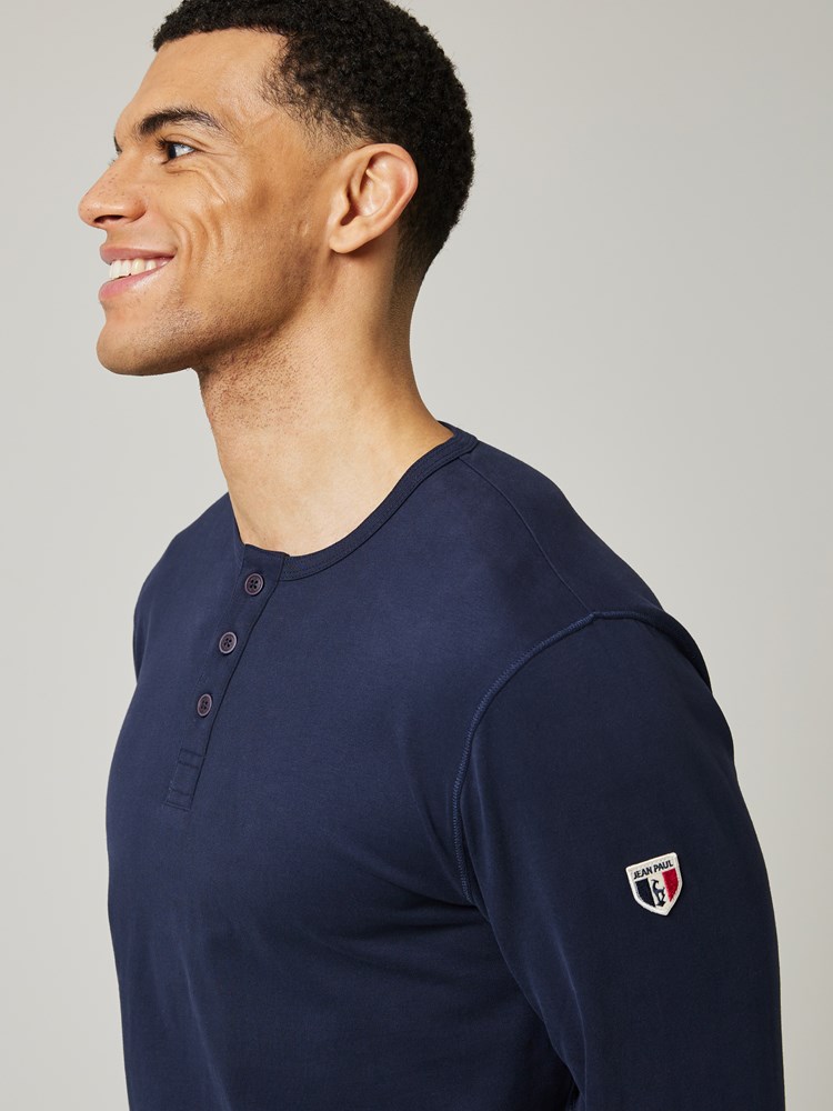 Charly bestefartrøye 7505322_EM6-JEANPAUL-W23-Modell-Front_1315_Charly bestefartrøye EM6.jpg_Front||Front