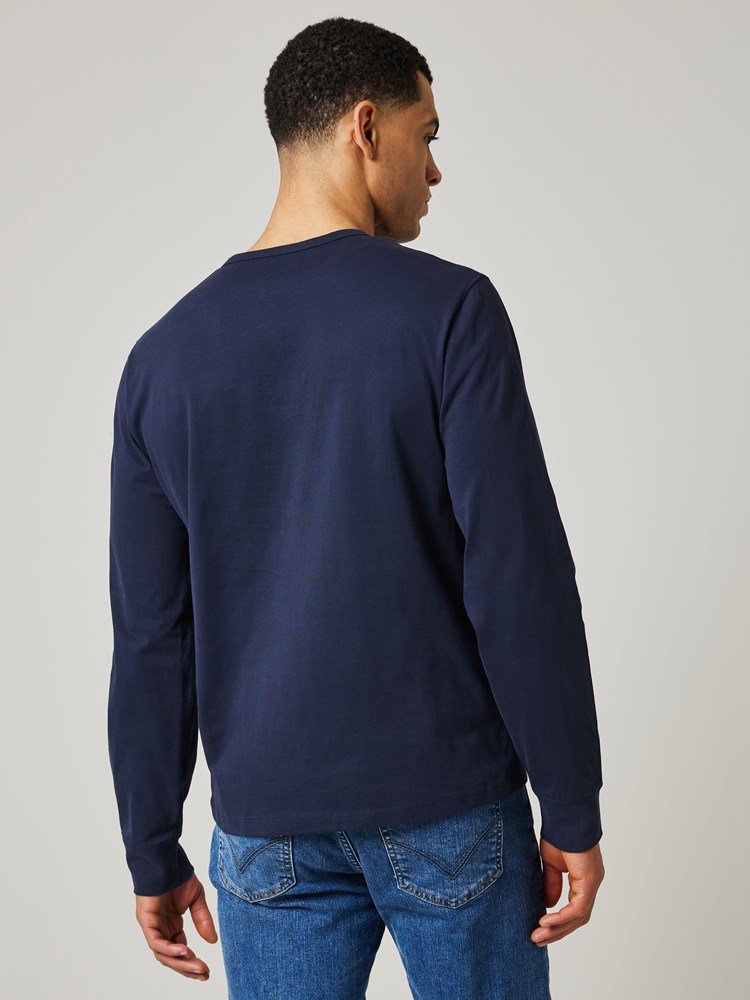 Charly bestefartrøye 7505322_EM6-JEANPAUL-W23-Modell-Front_6350_Charly bestefartrøye EM6 7509272.jpg_