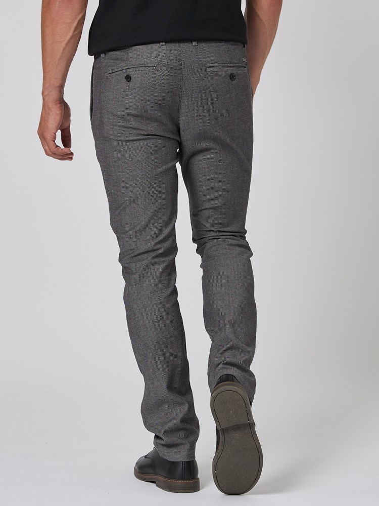 Brice chinos 7505409_I6Y-VESB-A23-Modell-Back_chn=vic_3598.jpg_Back||Back