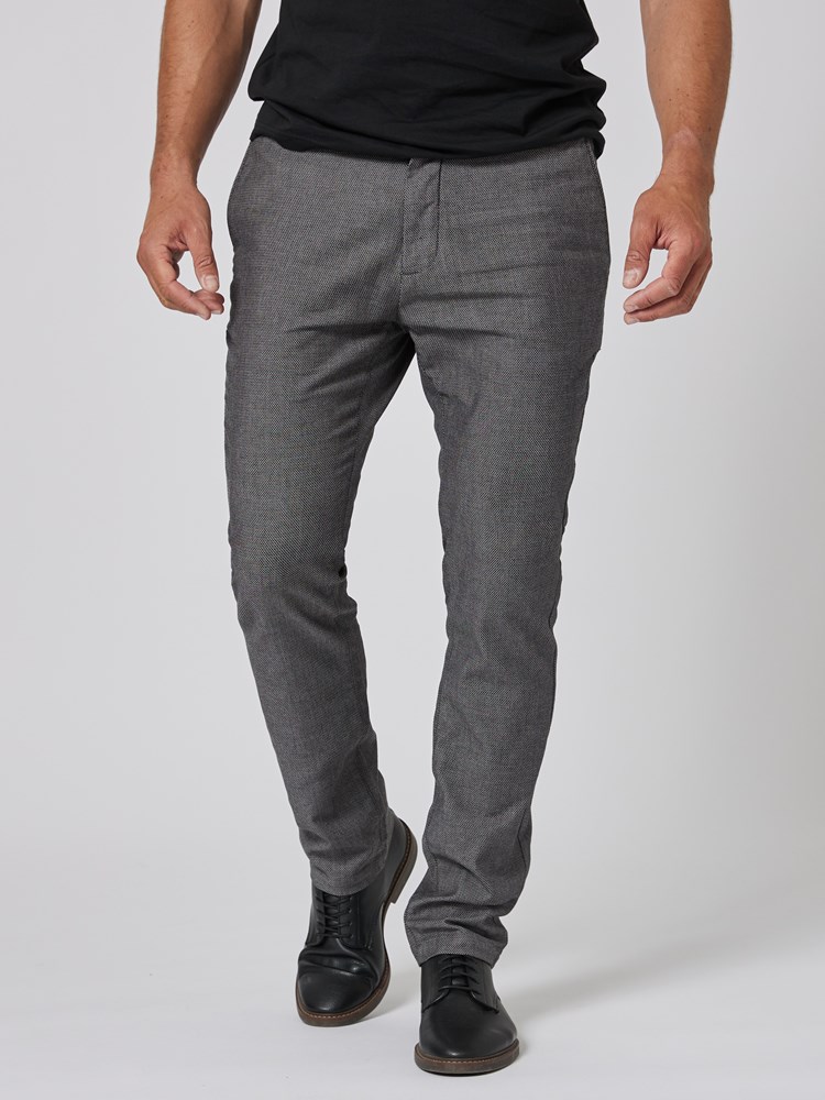 Brice chinos 7505409_I6Y-VESB-A23-Modell-Front_chn=vic_3385_Brice chinos I6Y_Brice chinos I6Y 7505409.jpg_Front||Front