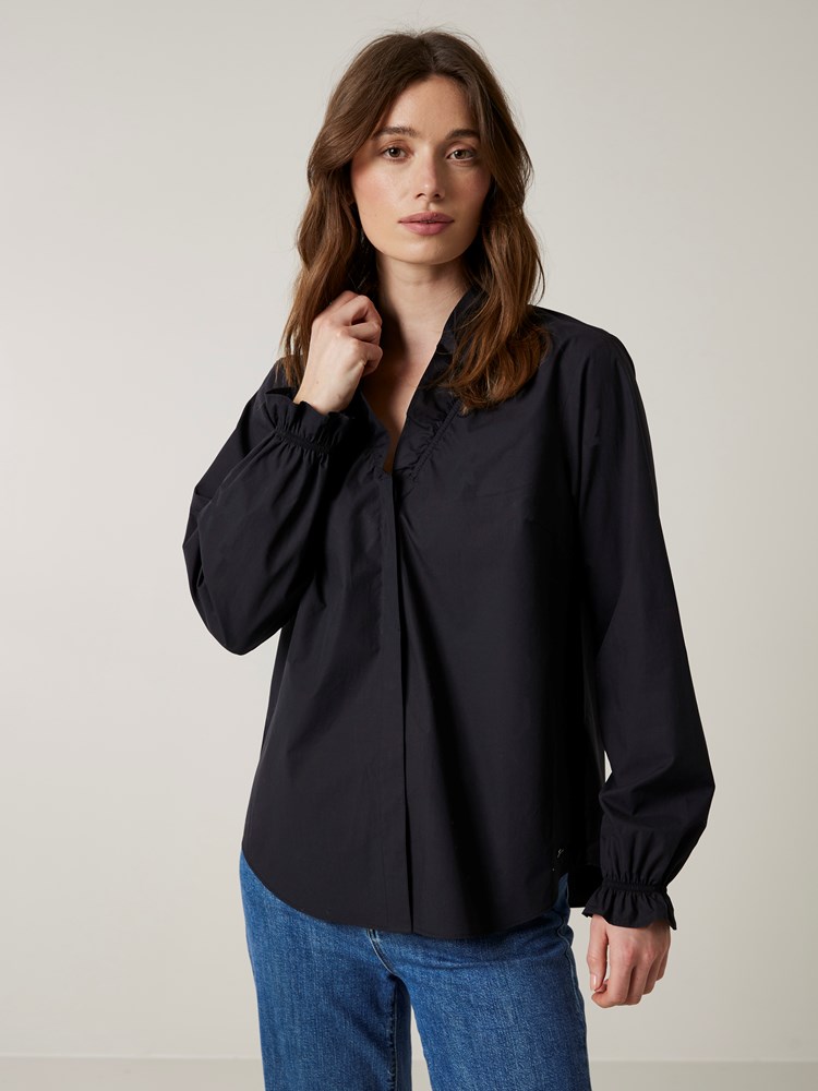 Belle bluse 7505486_C25-JEANPAUL-Belle Bluse-A23-Modell (4)_Belle bluse C25_Belle bluse C25 7505486.jpg_