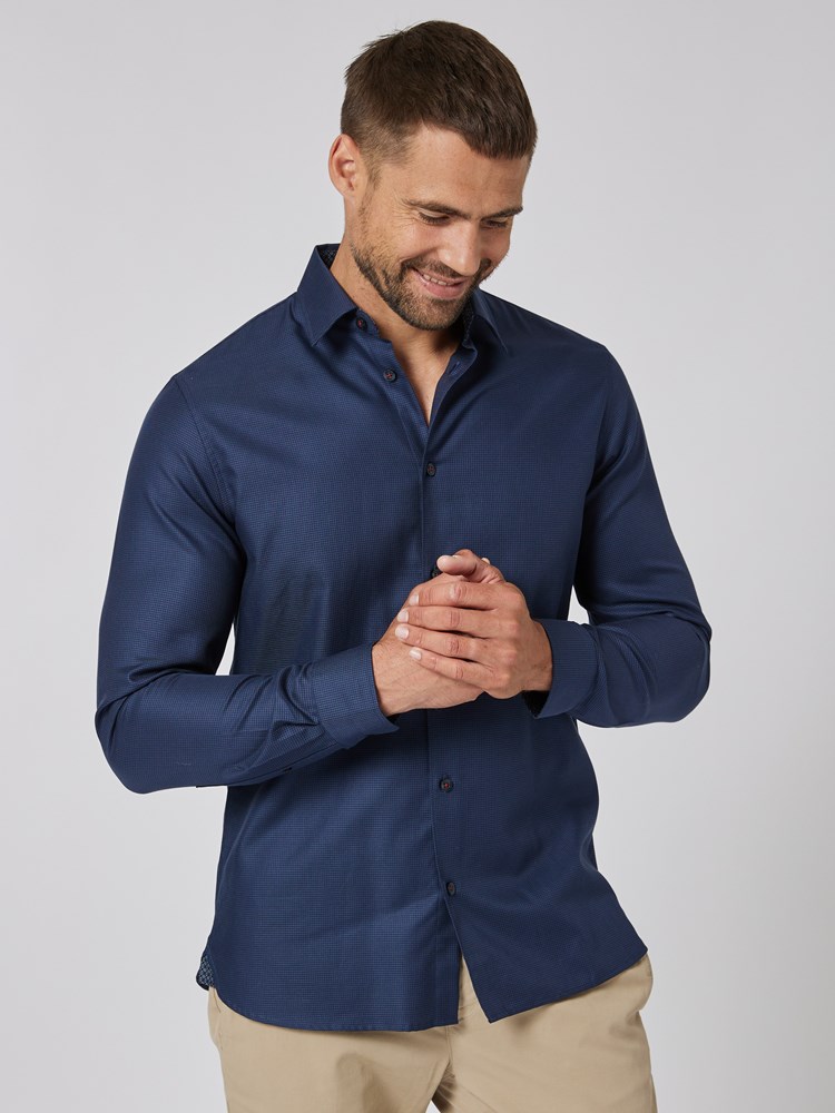Fabricio skjorte 7505660_EGH-VESB-A23-Modell-Front_chn=vic_4861.jpg_Front||Front