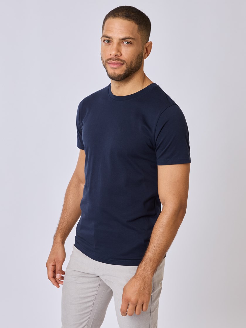 7505677 EM6 7505677_EM6-VESB-NOS-Modell-Front_chn=vic_8235.jpg_Front||Front