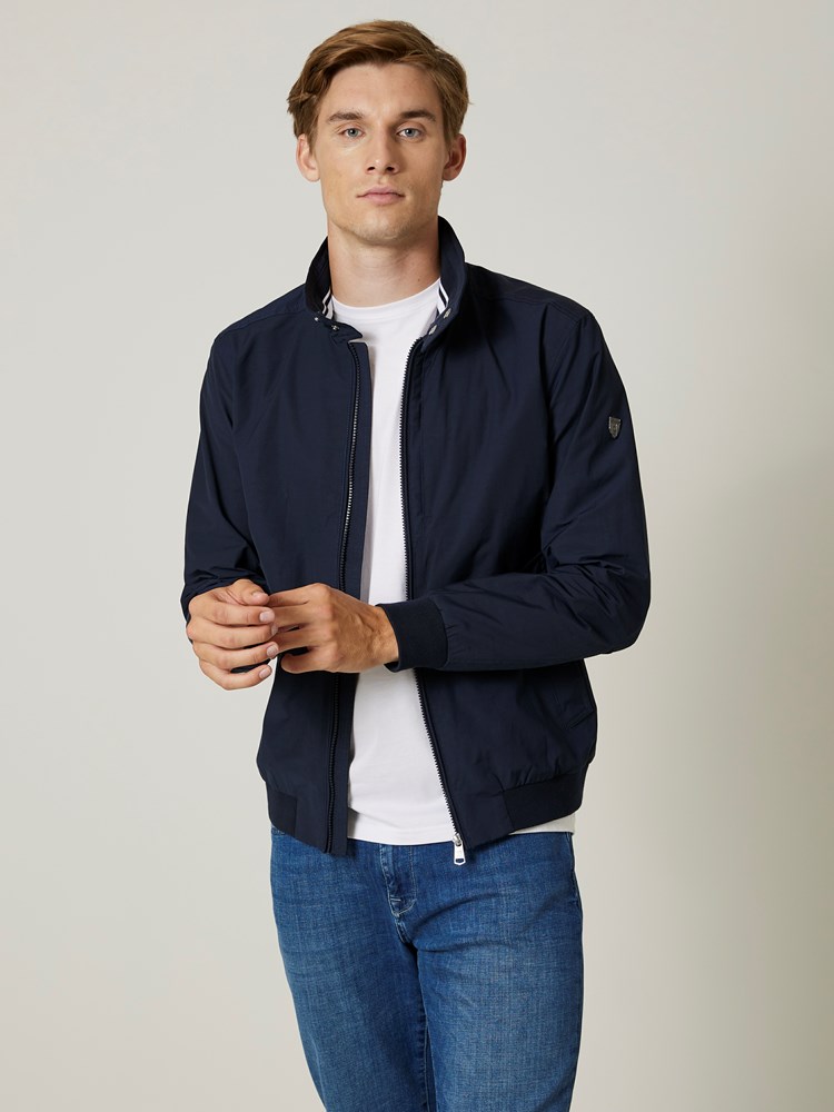 Roland jakke 7506042_EM6-JEANPAUL-S24-Modell-Front_1124_Roland jakke EM6 7506042.jpg_Front||Front