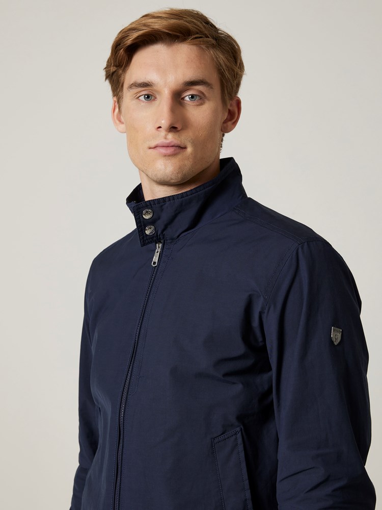 Roland jakke 7506042_EM6-JEANPAUL-S24-Modell-Front_7279_Roland jakke EM6 7506042.jpg_Front||Front