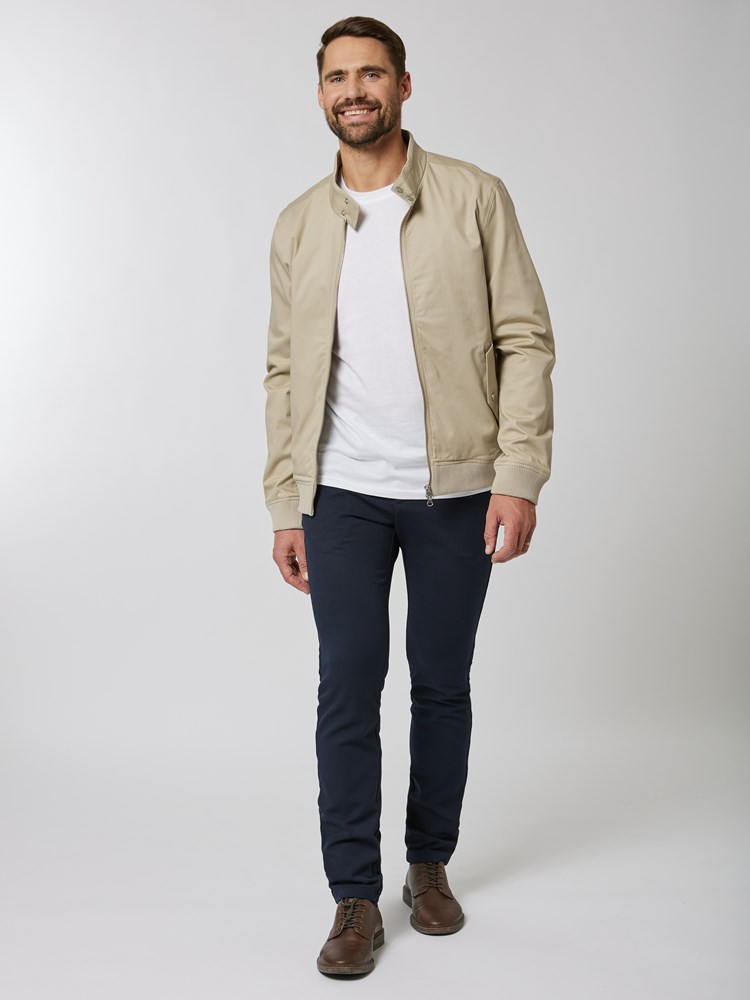 Johnny jakke 7506551_R63-MRCAPUCHIN-S24-details_chn=vic_1915_Johnny jakke R63 7506551.jpg_