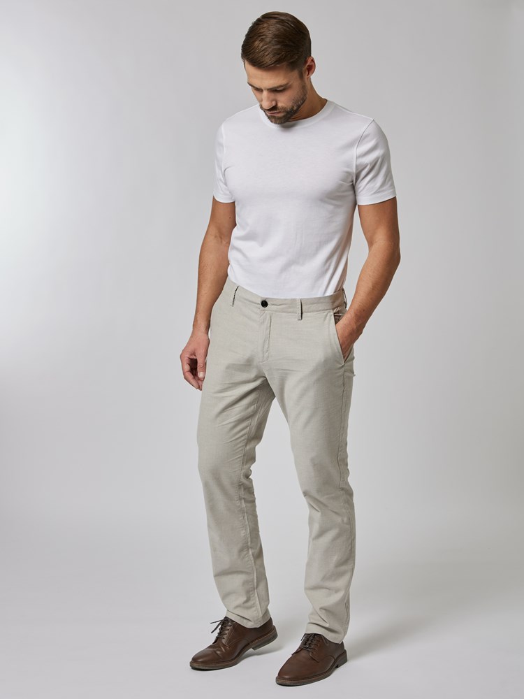 Bennett chinos 7506572_I5C-VESB-S24-details_chn=vic_3731_Bennett chinos I5C 7506572.jpg_