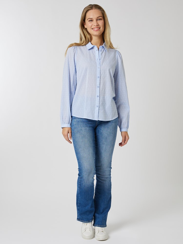 Brielle skjorte 7506755_EN3-MELL-S24-Modell-Front_chn=vic_2269_Brielle skjorte EN3.jpg_Front||Front