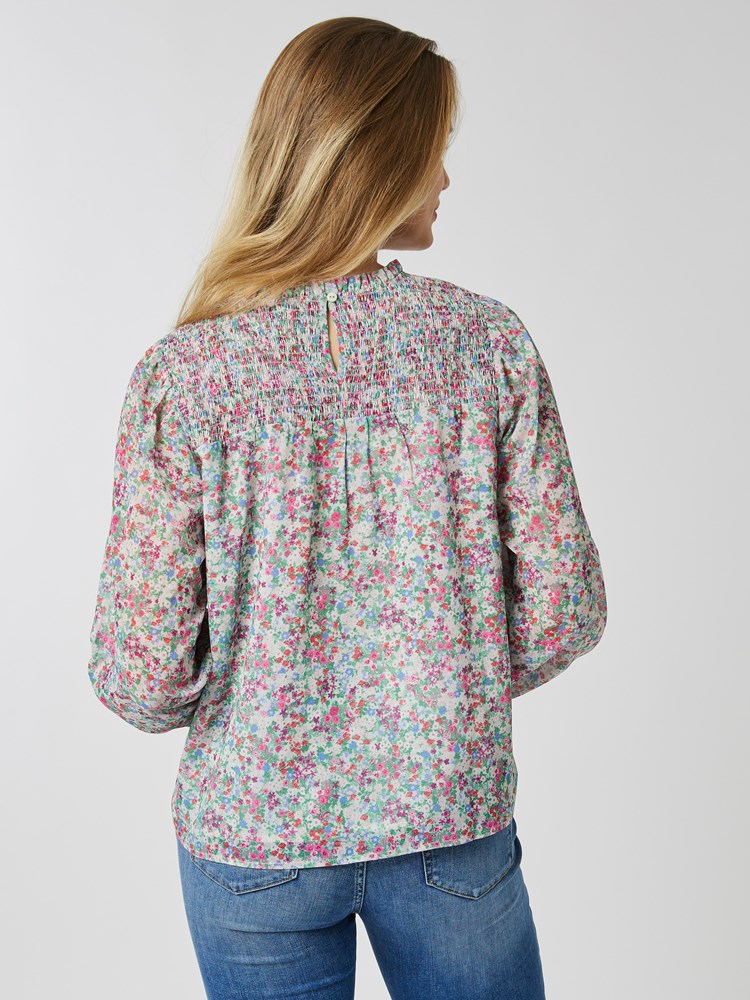 Dahlia bluse 7506952_MOI-MELL-S24-Modell-Back_chn=vic_9284_Dahlia bluse MOI_Dahlia bluse MOI 7506952.jpg_Back||Back