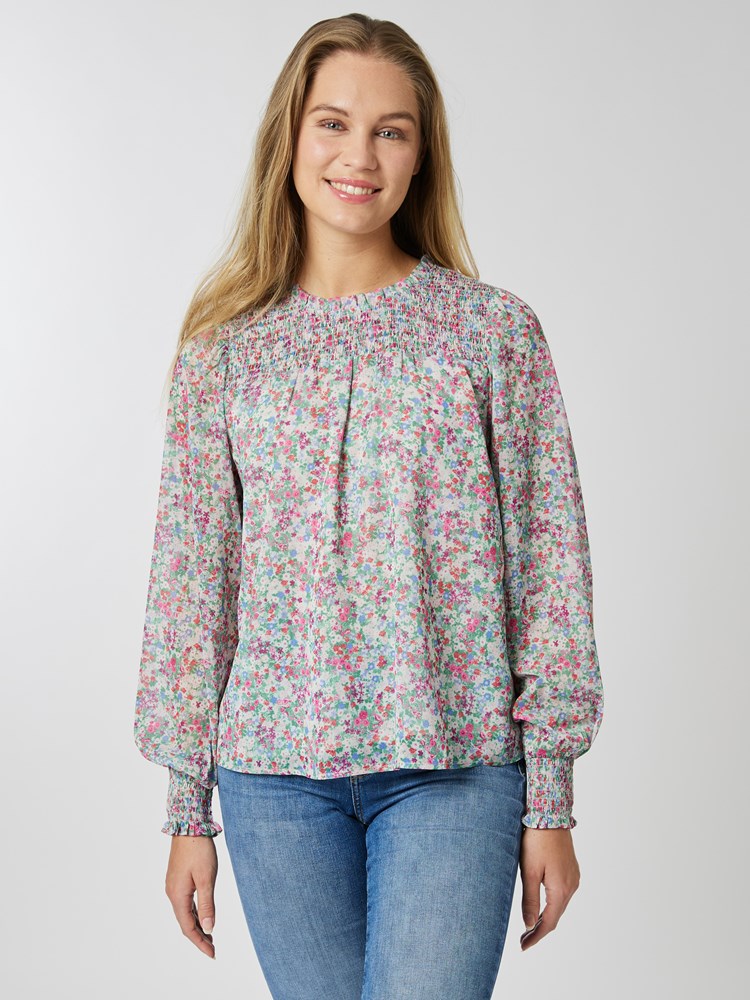 Dahlia bluse 7506952_MOI-MELL-S24-Modell-Front_chn=vic_6574_Dahlia bluse MOI_Dahlia bluse MOI 7506952.jpg_Front||Front