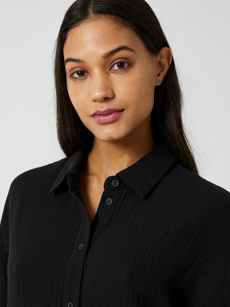 Sky skjorte 7507007_CAB-DONNA-H24-details_chn=vic_1240_Sky skjorte CAB_Sky skjorte CAB 7507007.jpg_