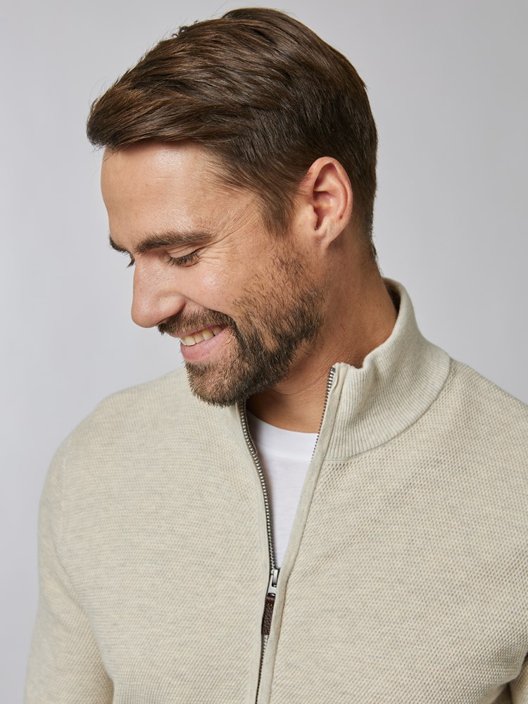 Ethan cardigan 7507080_I3D-VESB-S24-details_chn=vic_1541_Ethan cardigan I3D 7507080.jpg_