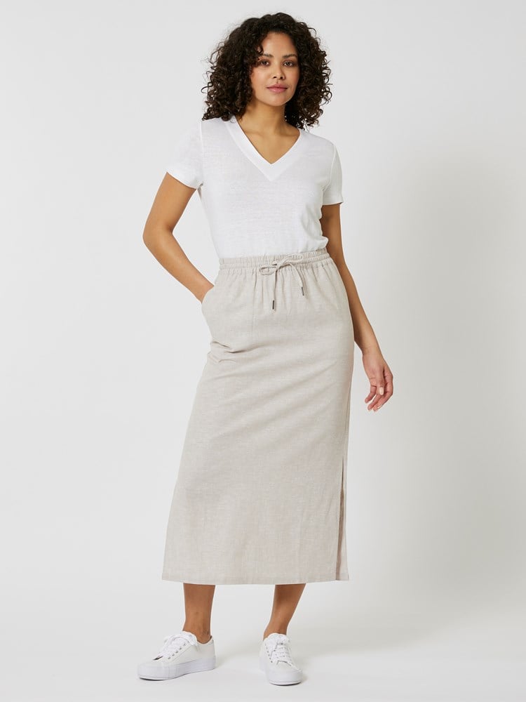 Mariella maxi skjørt 7507176_I2M-MELL-H24-Modell-Front_chn=vic_9172_Mariella maxi skjørt I2M_Mariella maxi skjørt I2M 7507176.jpg_Front||Front