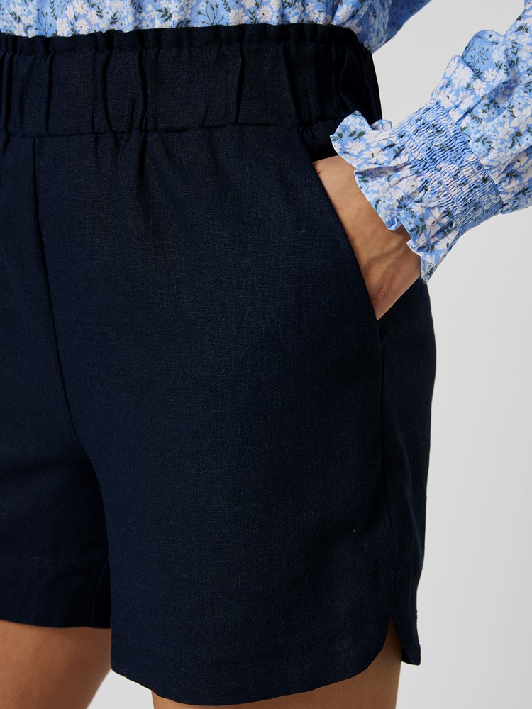 Mariella pullon shorts 7507177_EM6-MELL-H24-details_chn=vic_2333_Mariella pullon shorts EM6_Mariella pullon shorts EM6 7507177.jpg_