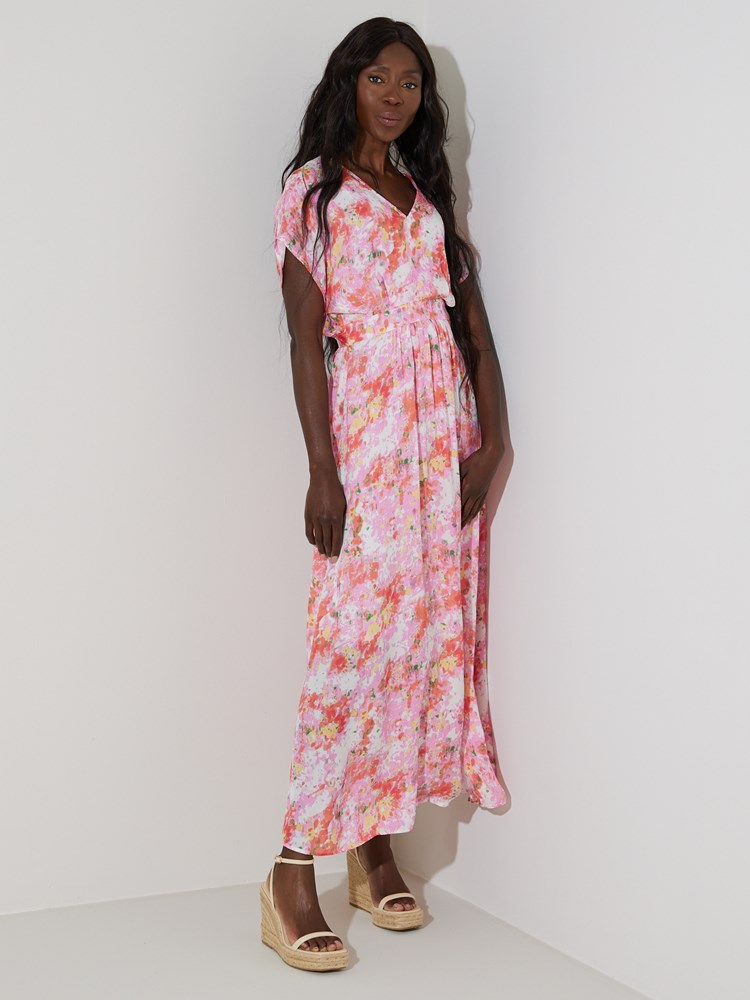 Myra kjole 7507200_MNK-JEANPAUL-H24-Modell-Front_6395_Myra kjole MNK_Myra kjole MNK 7507200.jpg_Front||Front