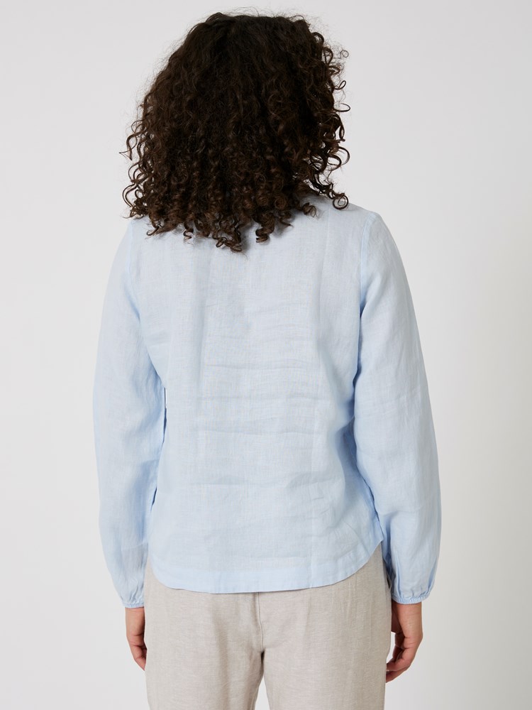Louise lintunika 7507322_ENS-MELL-H24-Modell-Back_chn=vic_457_Louise lintunika ENS 7507322.jpg_Back||Back