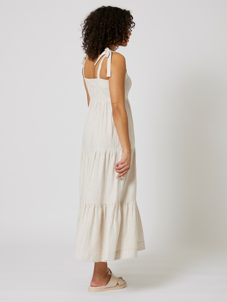 Mariella maxi kjole 7507329_I2M-MELL-H24-Modell-Back_chn=vic_4264.jpg_Back||Back