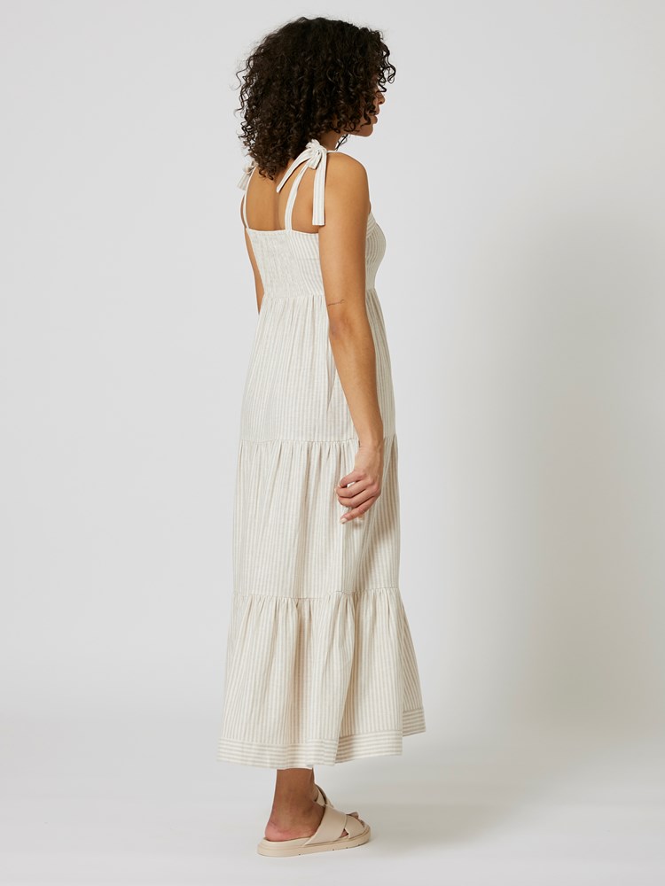 Mariella maxi kjole 7507329_I2M-MELL-H24-Modell-Back_chn=vic_7346_Mariella maxi kjole I2M_Mariella maxi kjole I2M 7507329.jpg_Back