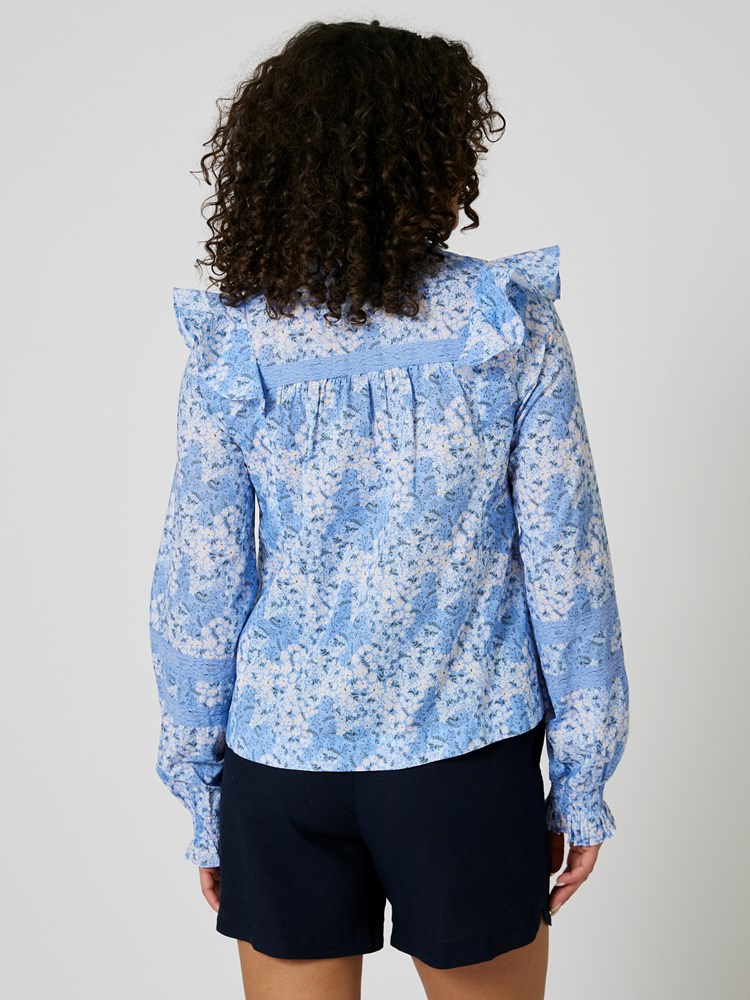 Leonie bluse 7507403_E8O-MELL-H24-Modell-Back_chn=vic_3867_Leonie bluse E8O_Leonie bluse E8O 7507403.jpg_Back