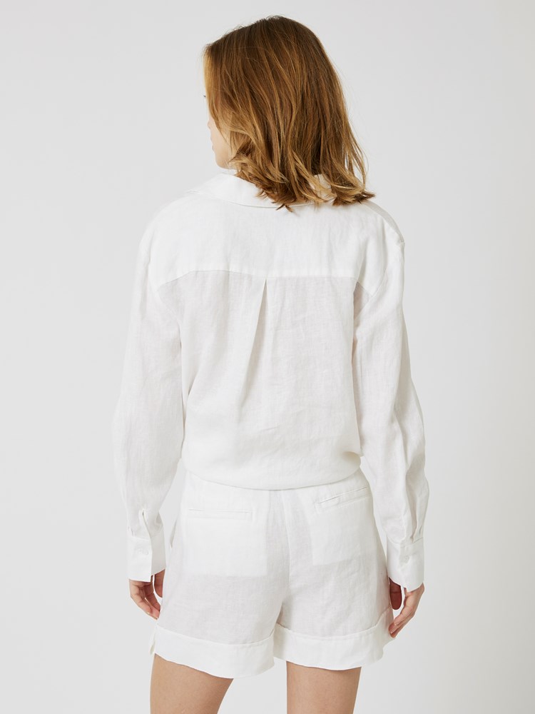 Lulu linskjorte 7507466_O68-BLU-H24-Modell-Back_chn=vic_9434_Lulu linskjorte O68_Lulu linskjorte O68 7507466.jpg_Back