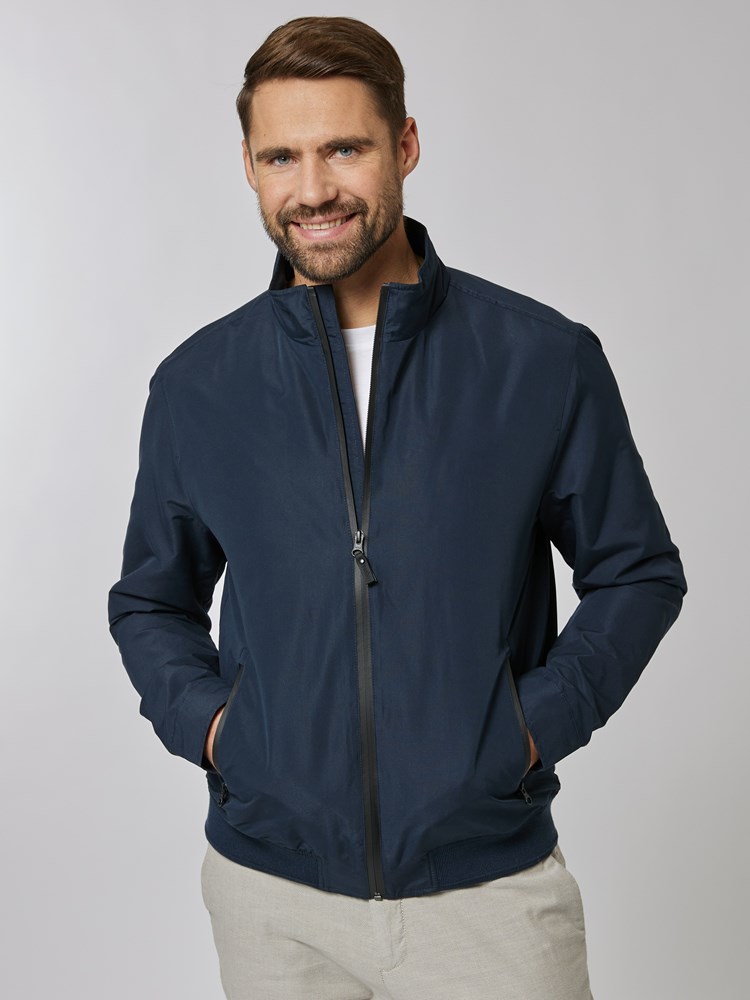 Cooper jakke 7507680_EM6-VESB-S24-Modell-Front_chn=vic_9788_Cooper jakke EM6_Cooper jakke EM6 7507680.jpg_Front||Front