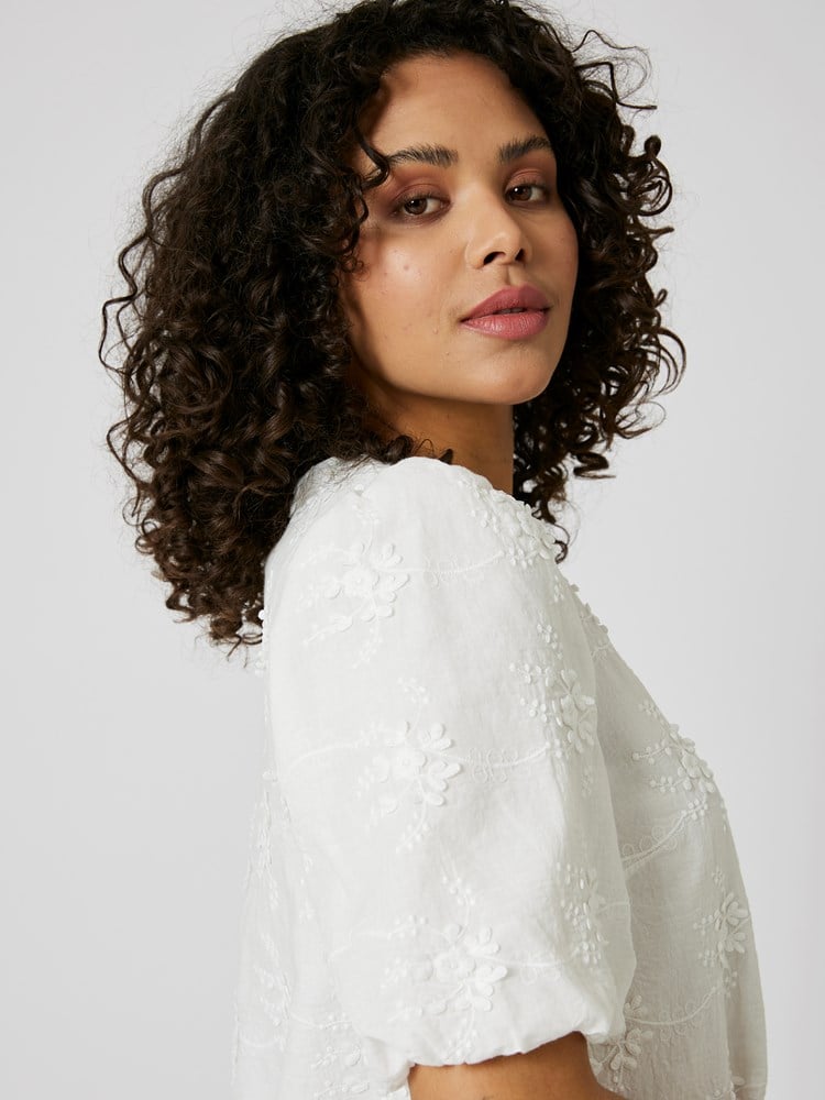 Blossom bluse 7507747_O68-MELL-H24-details_chn=vic_8395_Blossom bluse O68_Blossom bluse O68 7507747.jpg_