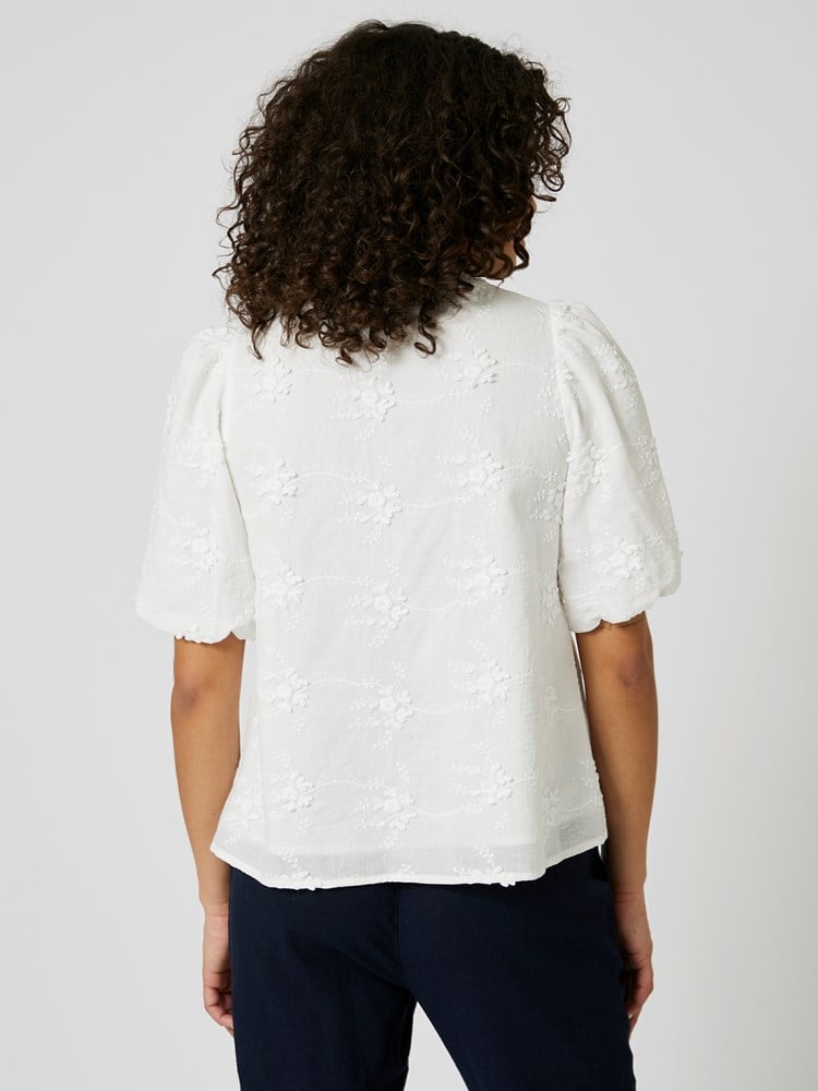 Blossom bluse 7507747_O68-MELL-H24-Modell-Back_chn=vic_783_Blossom bluse O68_Blossom bluse O68 7507747.jpg_Back||Back