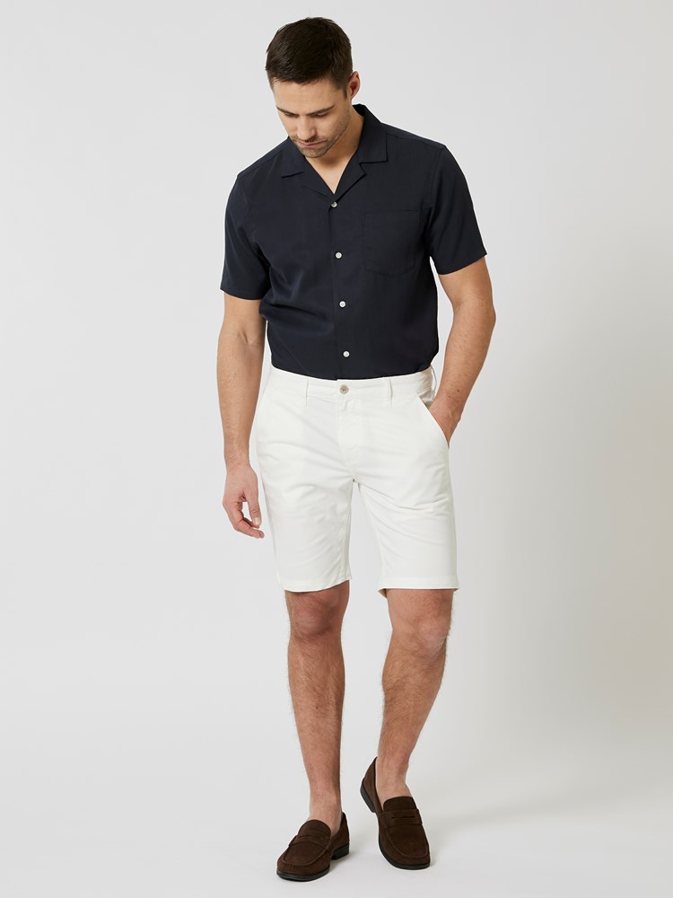 Regular str. twill bermuda 7507857_O63-MRCAPUCHIN-H24-details_chn=vic_1789_Regular str. twill bermuda O63_Regular str. twill bermuda O63 7507857.jpg_