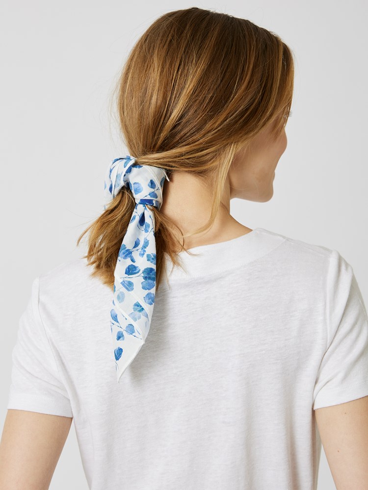 Benoit bandana 7507886_ECJ-MELL-H24-details_chn=vic_7534_Benoit bandana ECJ_Benoit bandana ECJ 7507886.jpg_
